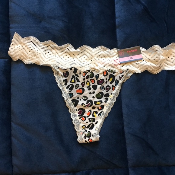 Ladies underware - Picture 1 of 1
